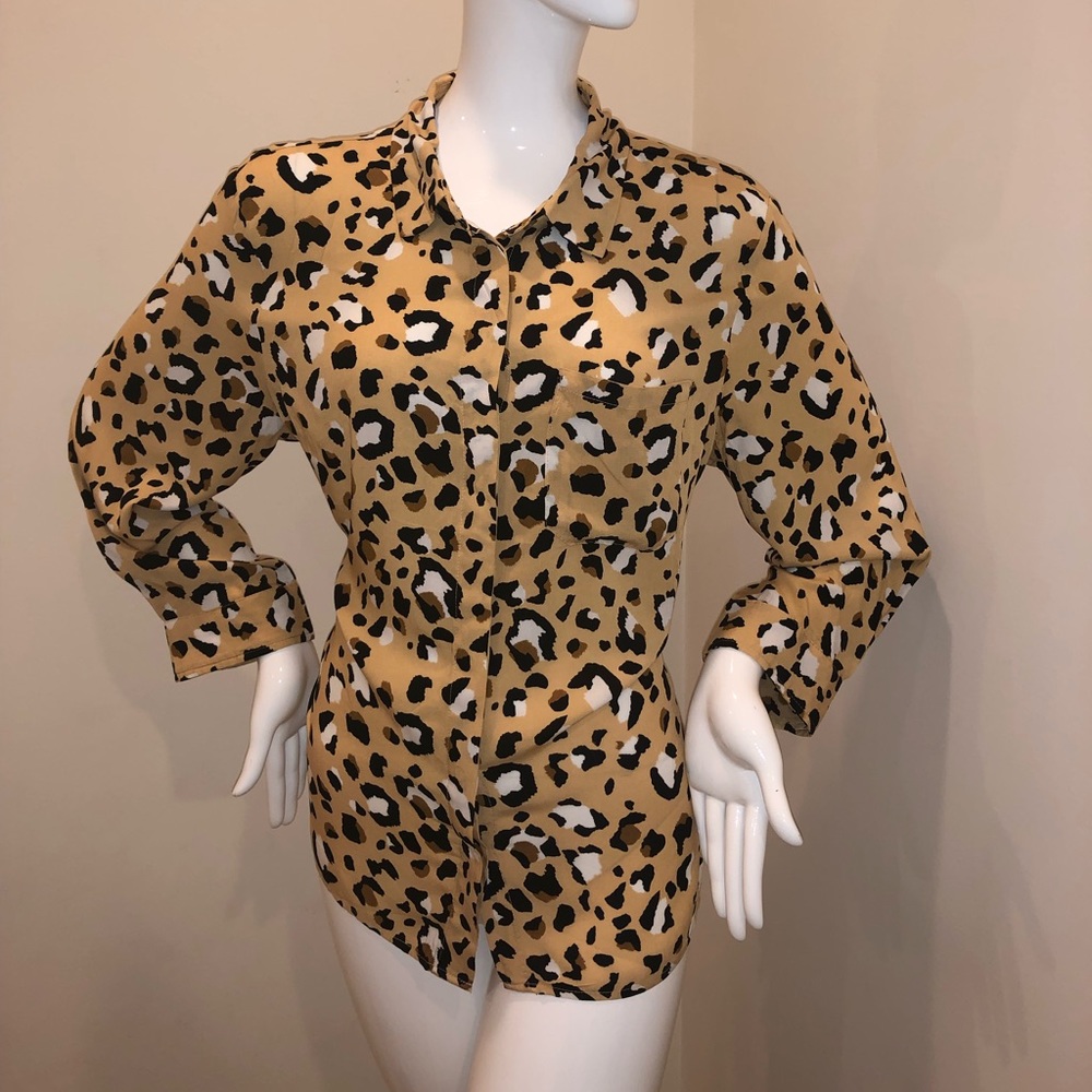 🐆VELVET HEART 'Elisa' Women's Button Down Top